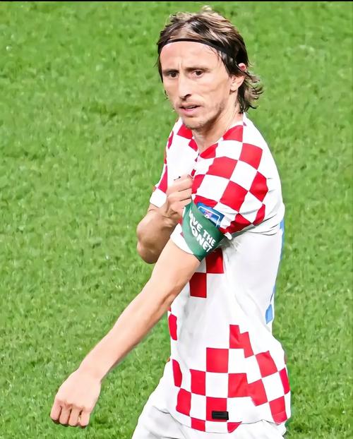 图片报：裁判在内部对话表示，多特缺少像胡梅尔斯那样的领袖