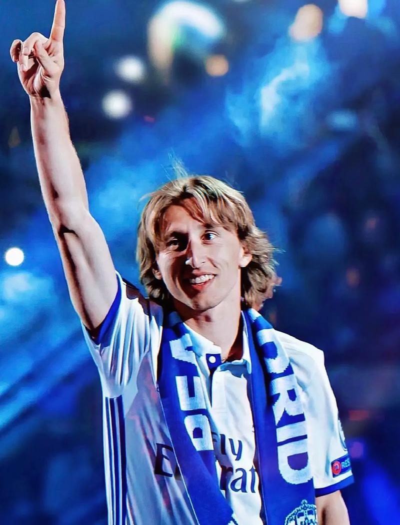 西甲：巴萨客场3-1战胜赫罗纳