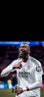 加拉塔萨雷高层炮轰土耳其足协：因遭裁判针对拒绝出席明日仪式