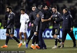 官方：格列兹曼荣膺2025金足奖