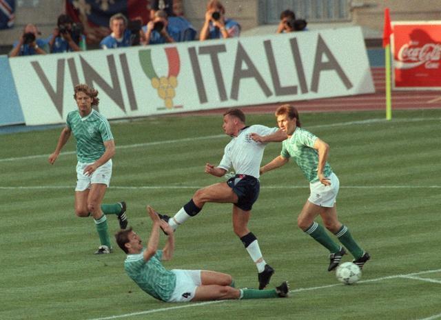 险胜瑞士 险胜瑞士