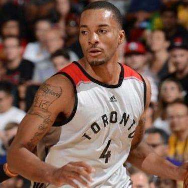 更使得国足 更使得国足